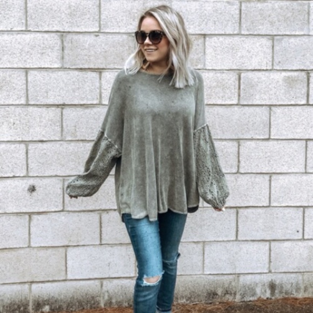 NWT Vici All Things Beautiful Dolman Knit Top